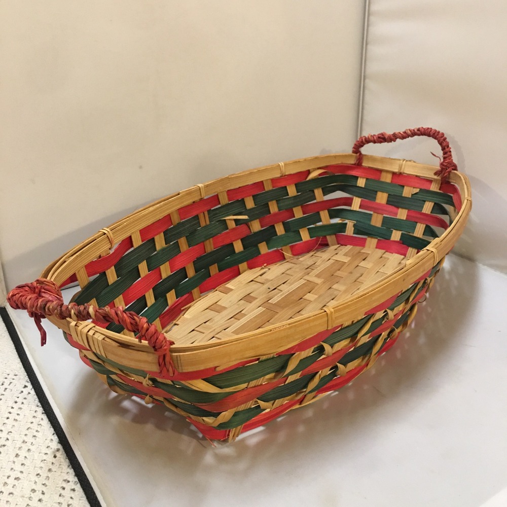 Woven Bamboo Basket Home Decor OS Red Green Holiday Oval Handled Bread Serving